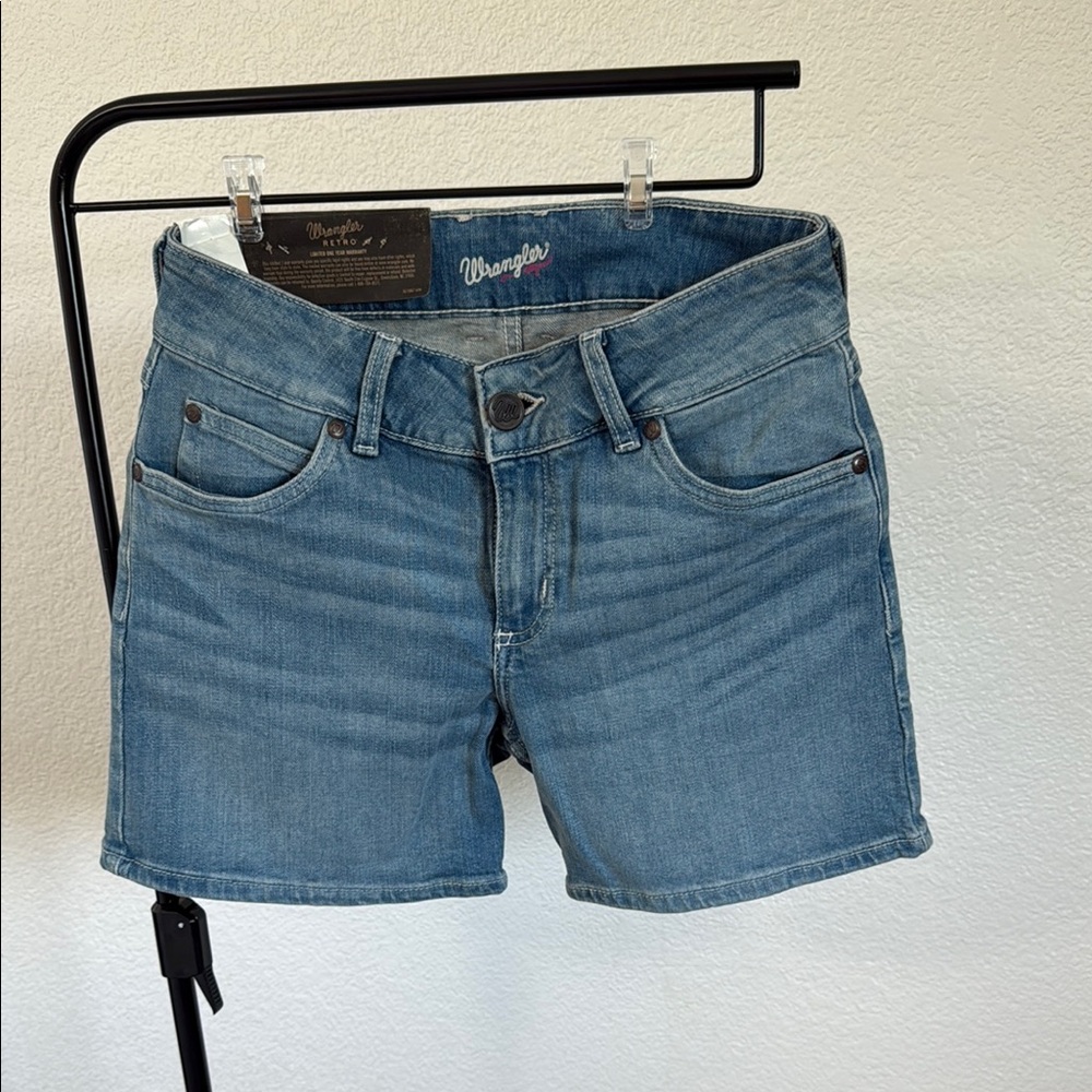 Wrangler Retro Mae Jean Shorts Mid-Rise
